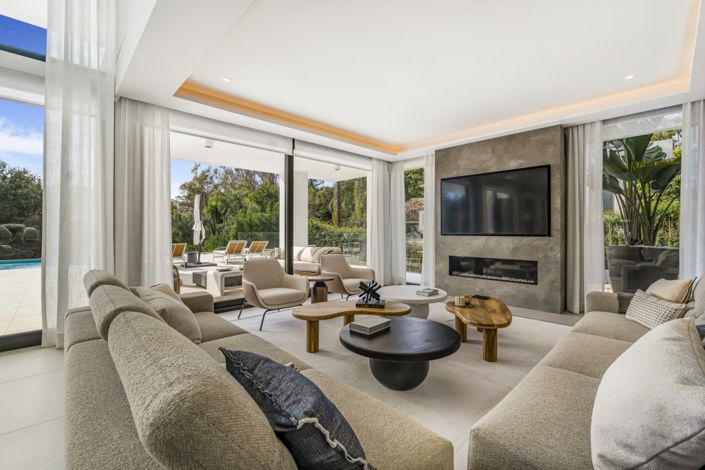 Image No.4-6 Bed Villa for sale