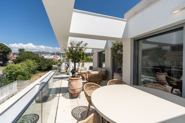 Image No.2-3 Bed Property for sale