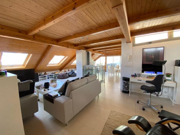 Image No.2-3 Bed Property for sale