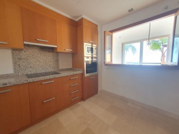 Kitchen 3