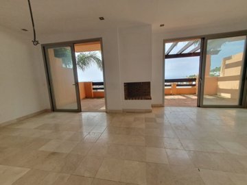Living area 2