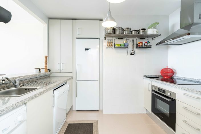 Image No.11-2 Bed Apartment for sale