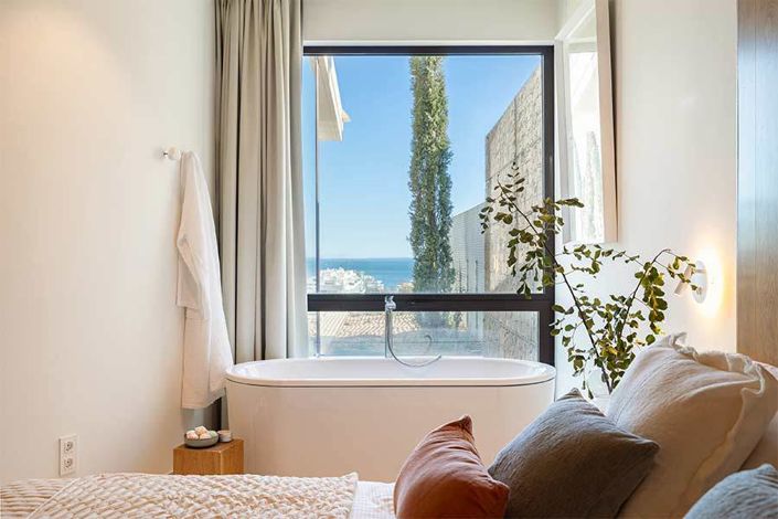 Image No.17-4 Bed Villa for sale