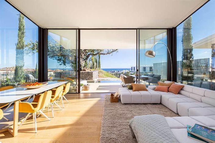 Image No.4-4 Bed Villa for sale