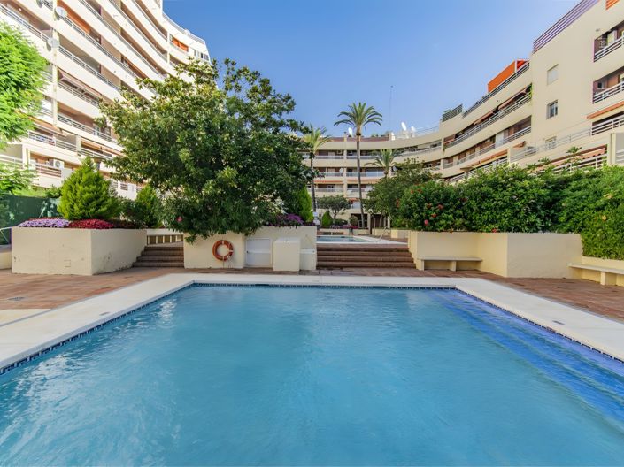 Image No.1-3 Bed Apartment for sale