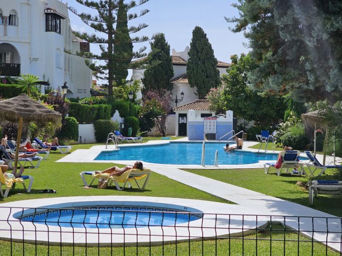 Image No.2-Appartement de 2 chambres à vendre à Calahonda