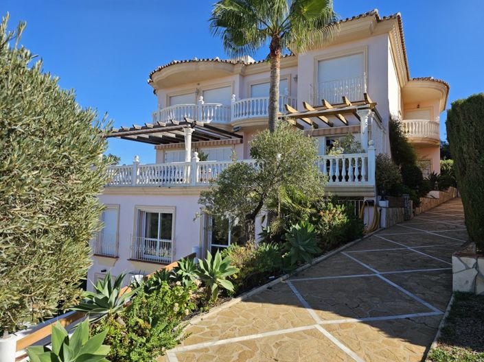Image No.1-Villa de 6 chambres à vendre à Marbella