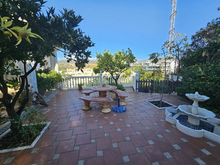 Image No.5-6 Bed Villa for sale