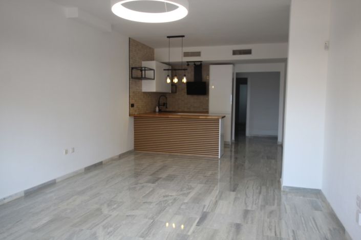 Image No.6-3 Bed Apartment for sale