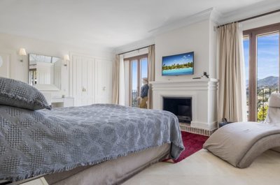 Main bedroom2