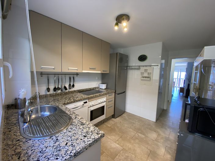 Image No.8-2 Bed Apartment for sale