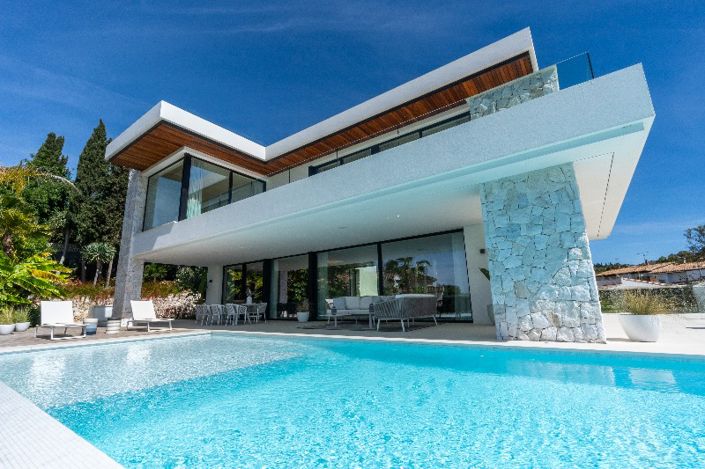 Image No.1-5 Bed Villa for sale