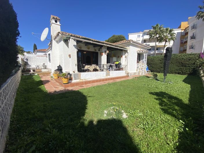 Image No.1-2 Bed Villa for sale