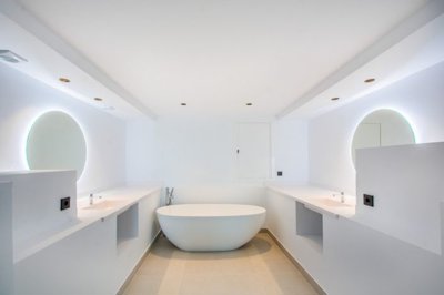 Bathroom 3