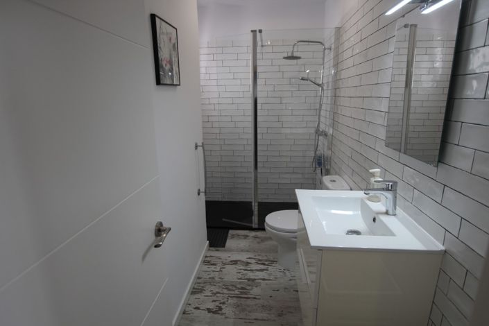 Image No.20-3 Bed Bungalow for sale