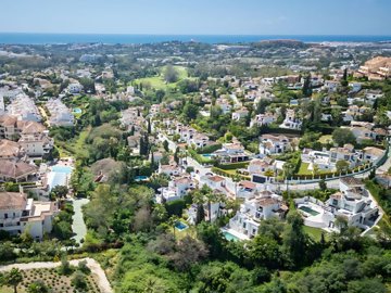 Los Naranjos Hill Club, renovated villa for sale (8)
