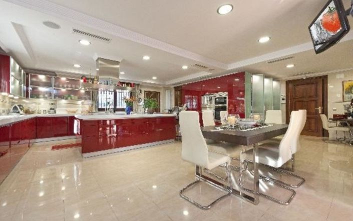 Image No.7-Villa de 7 chambres à vendre à Mijas Costa