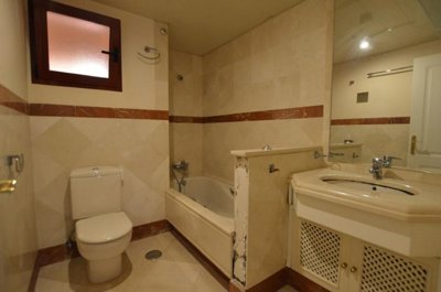 Bathroom 2