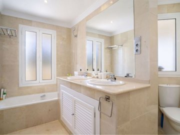 Aloha Hill Club apartment for sale (26)