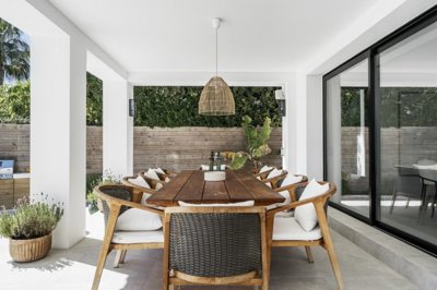 Covered terrace