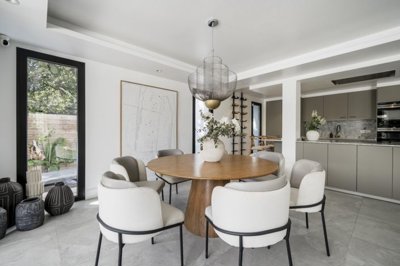 Dinner area 1