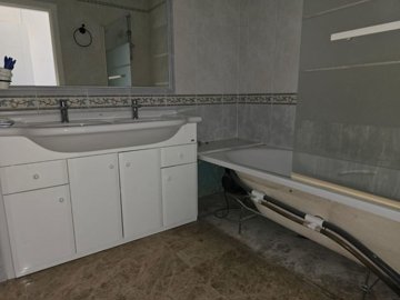 Bathroom 5