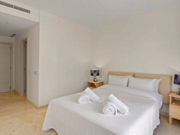 Alcazaba Lagoon apartment (21)