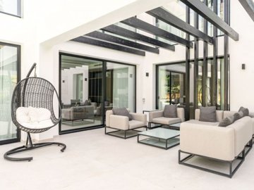 Nueva Andalucia luxury villa (35)