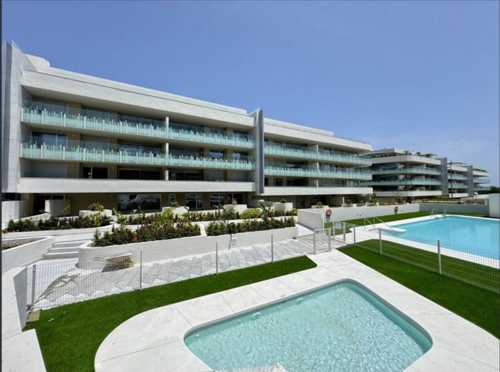 Image No.1-3 Bed Apartment for sale