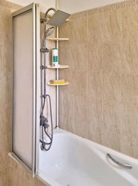 Bathroom 2-2