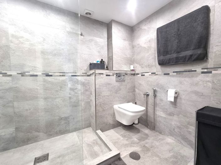 Image No.16-3 Bed Apartment for sale