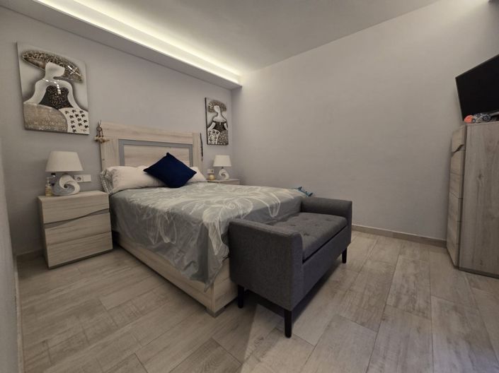 Image No.4-2 Bed Property for sale