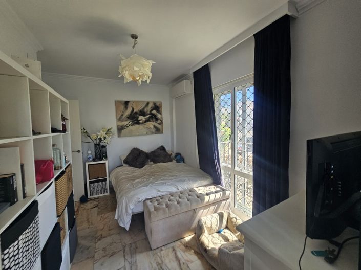 Image No.8-4 Bed Villa for sale