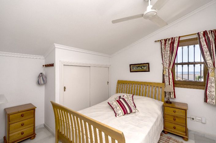 Image No.10-Jumelé de 3 chambres à vendre à Estepona