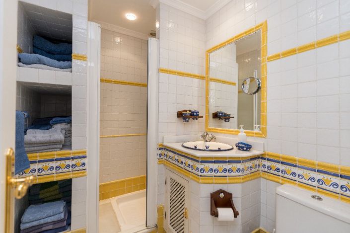 Image No.19-Jumelé de 3 chambres à vendre à Estepona