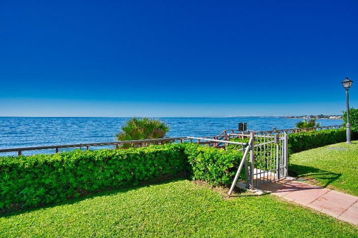 Image No.6-Jumelé de 3 chambres à vendre à Estepona