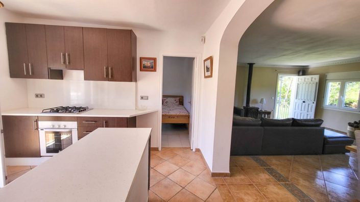 Image No.2-5 Bed Property for sale