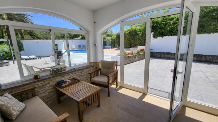 Image No.6-5 Bed Property for sale