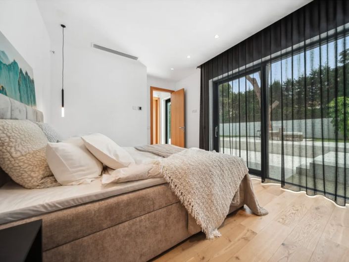 Image No.10-6 Bed Villa for sale