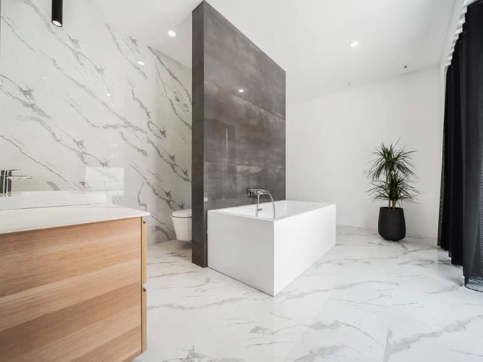 Image No.13-6 Bed Villa for sale