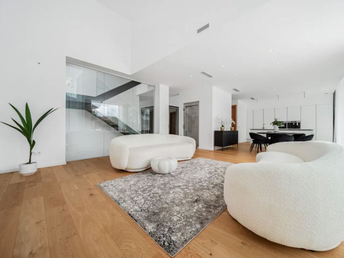 Image No.7-6 Bed Villa for sale