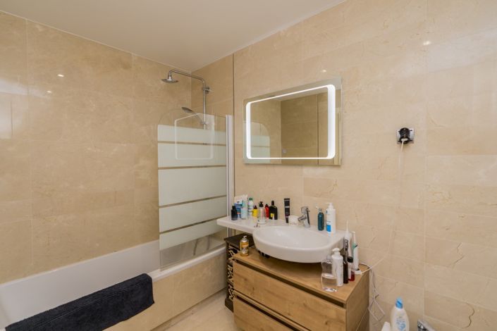 Image No.11-Appartement de 2 chambres à vendre à Mijas Costa