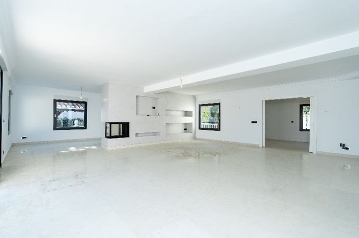 Image No.3-Villa de 5 chambres à vendre à Benalmadena