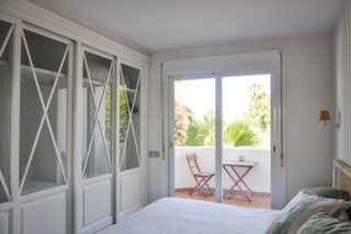 Image No.13-3 Bed Property for sale