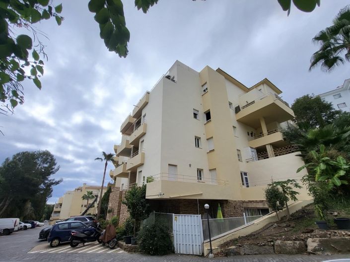 Image No.1-2 Bed Apartment for sale