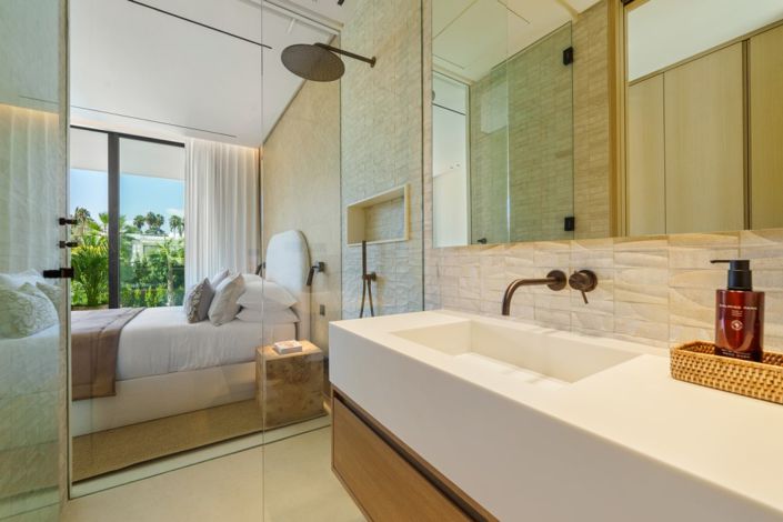 Image No.20-5 Bed Villa for sale