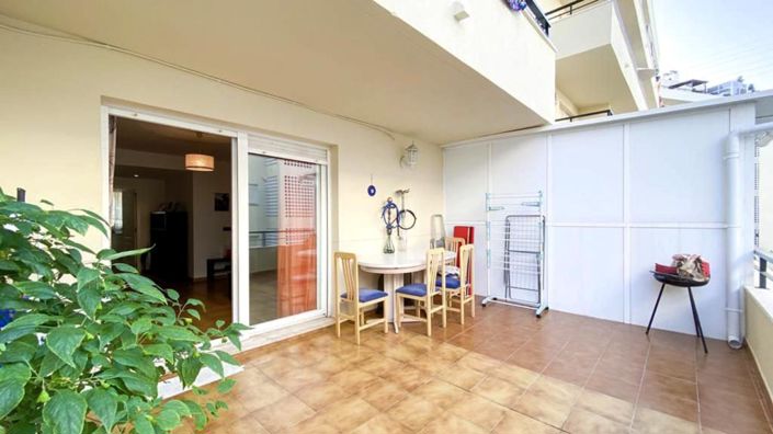 Image No.1-2 Bed Apartment for sale