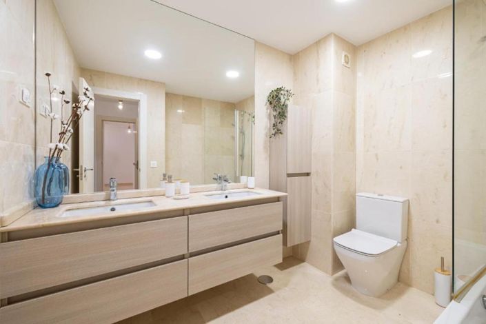 Image No.12-3 Bed Apartment for sale