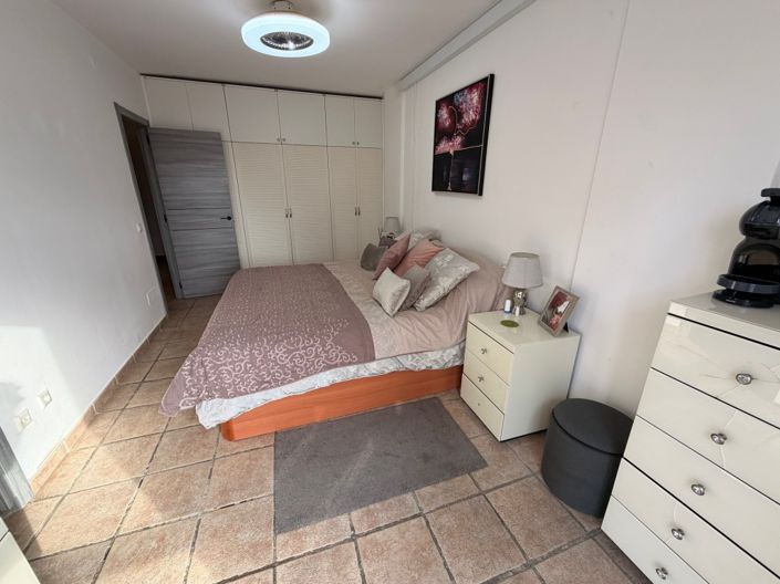 Image No.15-4 Bed Townhouse for sale