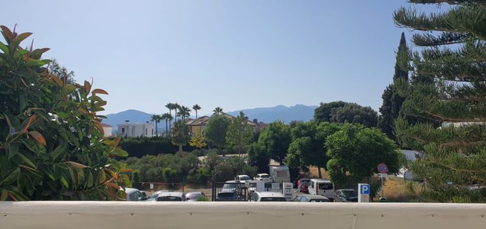 Image No.10-3 Bed Property for sale